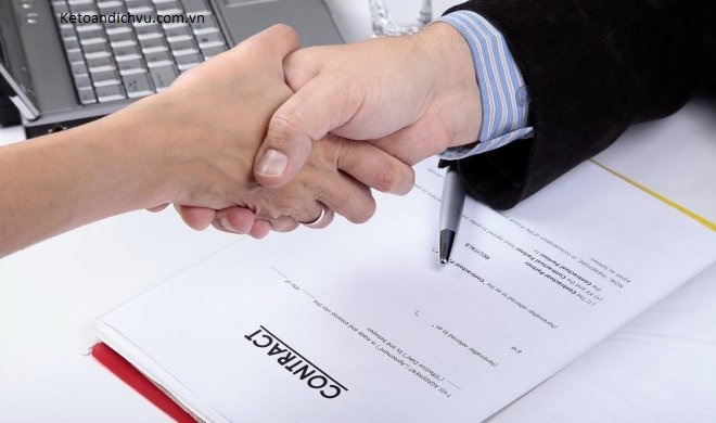 Không ký phụ lục để kéo dài thời hạn hợp đồng lao động từ 2021