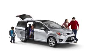 Dùng ô tô gia đình chở khách có phải đăng ký kinh doanh vận tải?